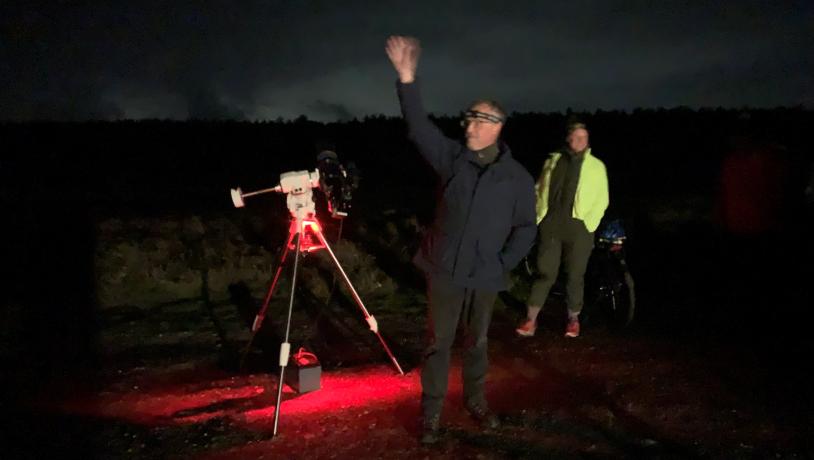 Stjernekig i Storedal - Michael Bondo - Lys i Mørket